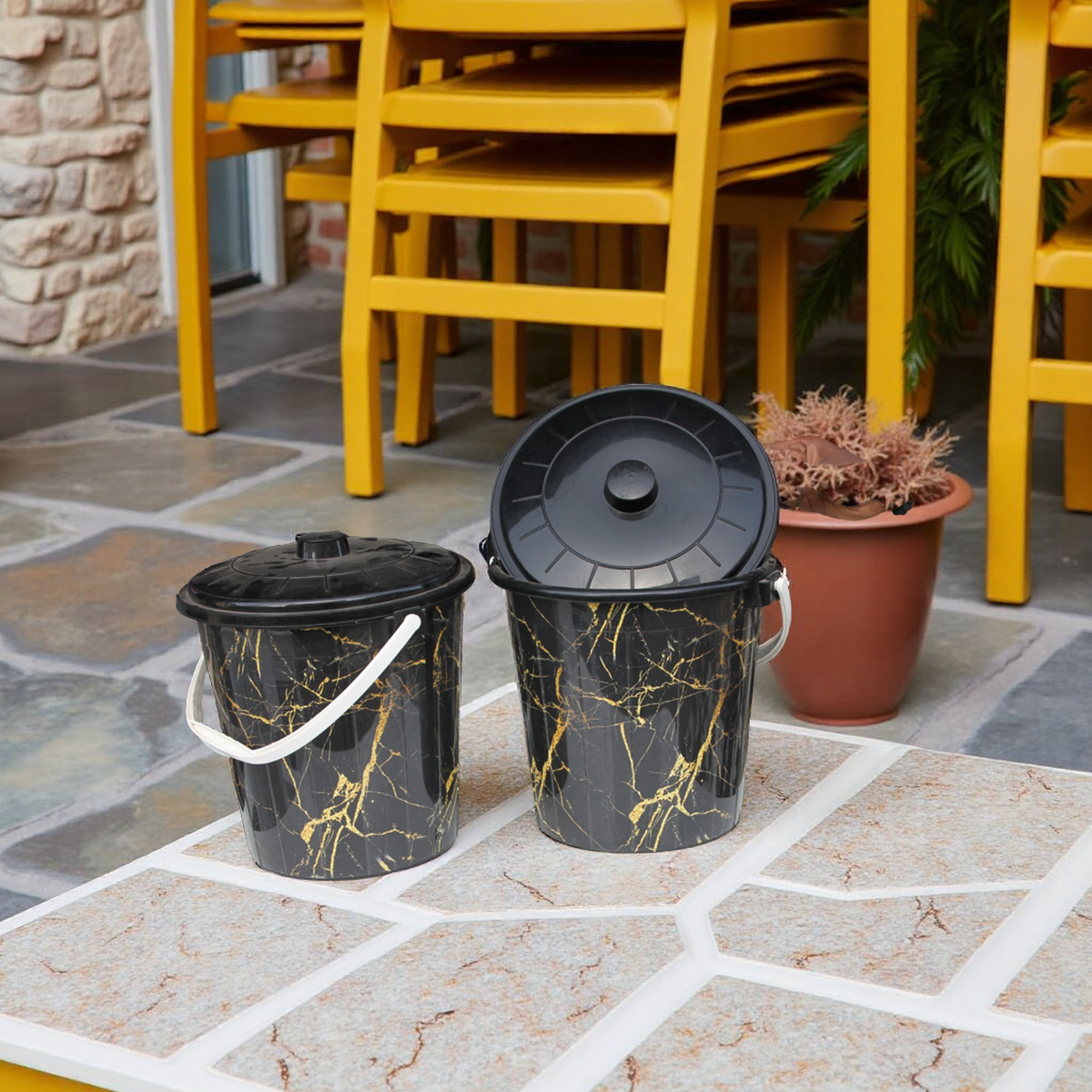 Seau Marbré Noir avec Couvercle